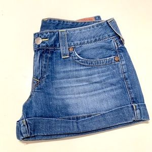 🇺🇸 True Religion 🇺🇸
